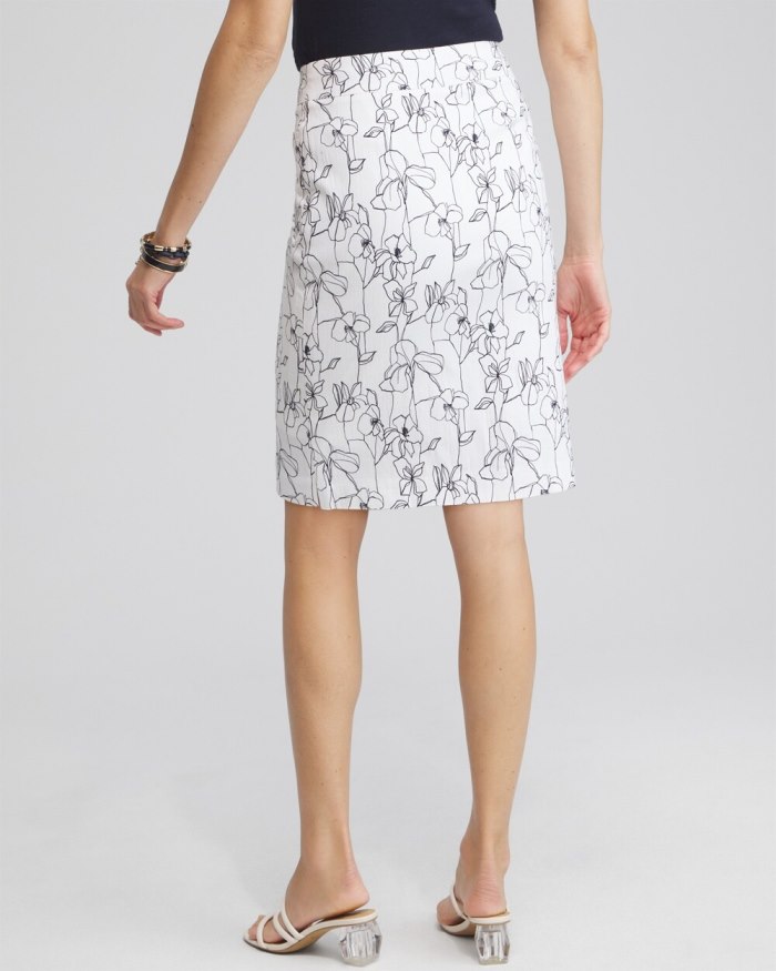 Chicos Brigitte Pull-On Floral Skort - Alabaster/Classic Navy Chicos Brigitte Pull-On Floral Skort - Alabaster/Classic Navy